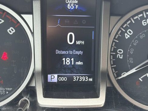 Used 2023 Toyota Tacoma SR5 w/ Technology Package RWD image 24