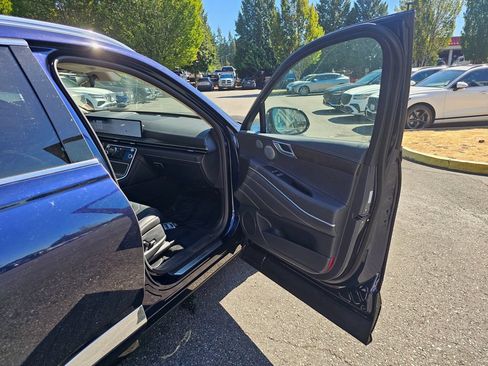 Used 2025 Genesis GV80 3.5T Prestige AWD/4WD image 28