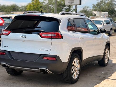 Used 2015 Jeep Cherokee Limited AWD/4WD image 8