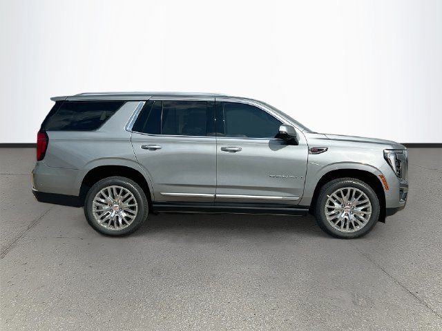 New 2027 GMC Yukon Denali w/ Sun & Power Step Package RWD image 3