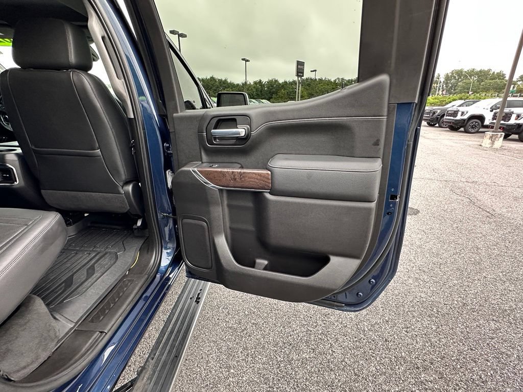 Certified 2021 GMC Sierra 1500 Denali w/ Denali Ultimate Package AWD/4WD image 18