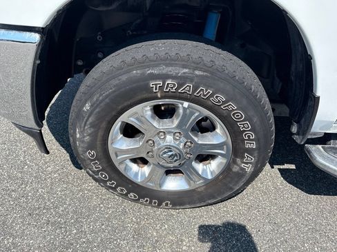 Used 2023 RAM 2500 Big Horn w/ Level 1 Equipment Group AWD/4WD image 10