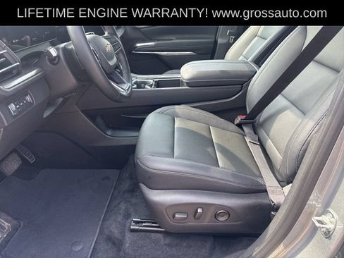 Used 2026 Chevrolet Traverse LT AWD/4WD image 8