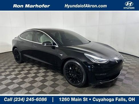 Used 2018 Tesla Model 3 Long Range image 1