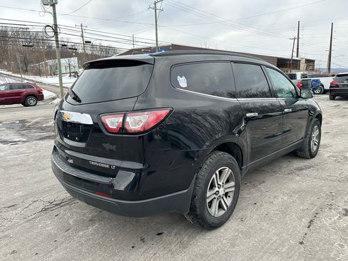 Used 2016 Chevrolet Traverse LT image 5