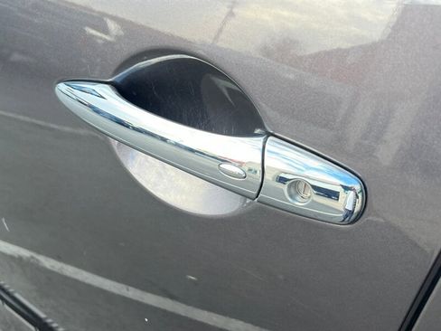 Used 2024 INFINITI QX80 Luxe image 16