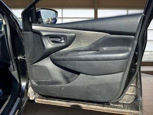 Used 2017 Nissan Murano SL image 24