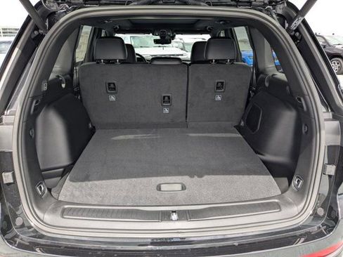 New 2026 Jeep Grand Cherokee Limited AWD/4WD image 12