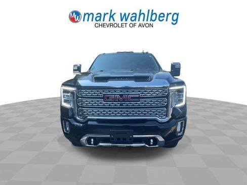 Certified 2022 GMC Sierra 2500 Denali w/ Denali Ultimate Package AWD/4WD image 3