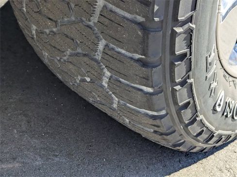 Used 2017 Ford F250 Lariat w/ Chrome Package image 12