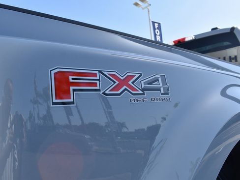 Used 2025 Ford F450 Lariat w/ FX4 Off-Road Package image 11