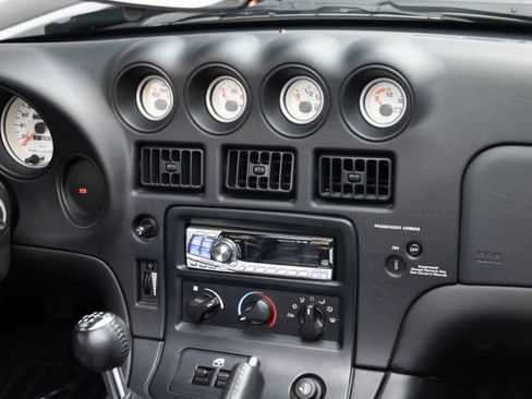 Used 2002 Dodge Viper RT/10 RWD image 16