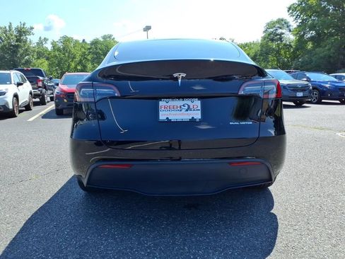 Used 2023 Tesla Model Y Long Range AWD/4WD image 16