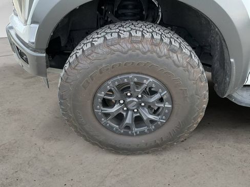 Certified 2023 Ford F150 Raptor w/ Raptor 37 Performance Package AWD/4WD image 9