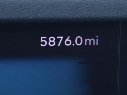 Used 2024 Lincoln Nautilus Reserve w/ Equipment Group 202A image 32