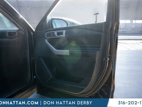 Used 2023 Ford Explorer XLT w/ Equipment Group 202A image 25