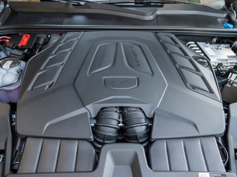 New 2026 Porsche Cayenne S image 29