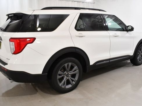 Used 2023 Ford Explorer XLT w/ Equipment Group 202A image 11