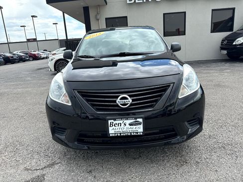 Used 2013 Nissan Versa S image 3