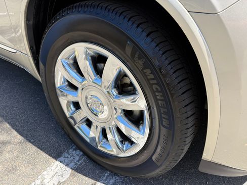 Used 2014 Buick Enclave Premium w/ Trailering Provision Package AWD/4WD image 30