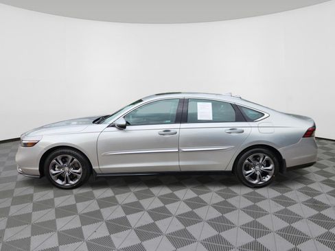 Certified 2024 Honda Accord EX-L image 5