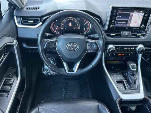 Certified 2020 Toyota RAV4 Limited FWD image 18