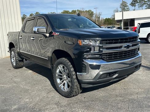 Used 2019 Chevrolet Silverado 1500 LT w/ All-Star Edition image 4