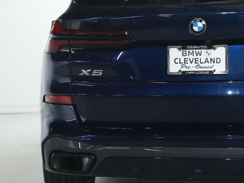 Used 2026 BMW X5 xDrive40i w/ M Sport Package AWD/4WD image 47