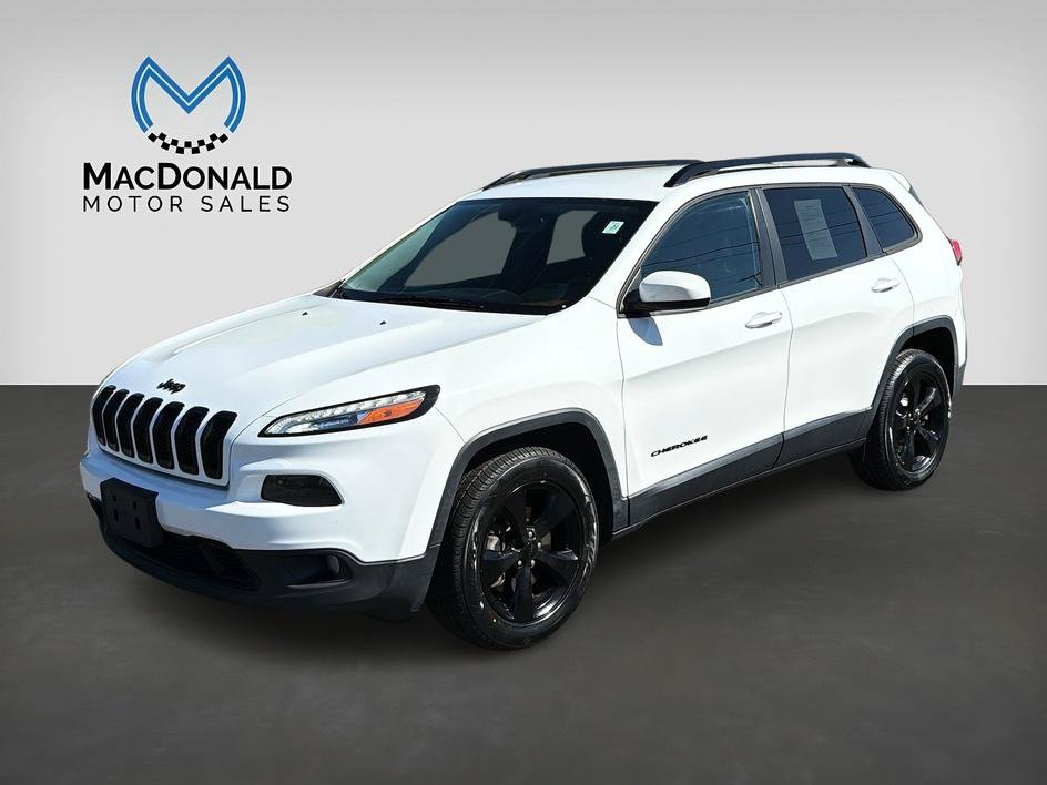 Used 2016 Jeep Cherokee Latitude w/ Cold Weather Group AWD/4WD image 1