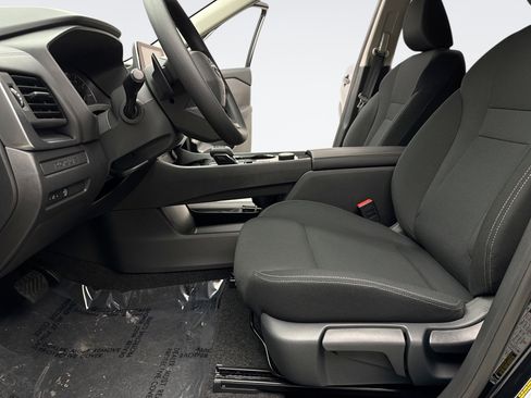 Used 2026 Nissan Rogue S image 11