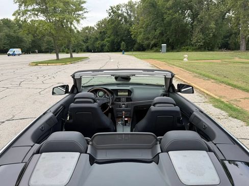 Used 2011 Mercedes-Benz E 550 Cabriolet image 13