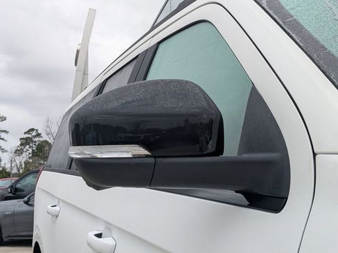 New 2026 Ford Expedition Max Platinum image 10