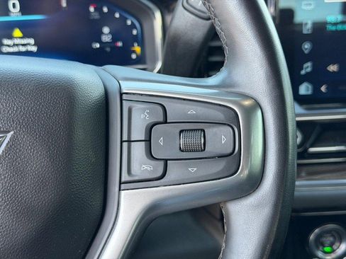 Used 2023 Chevrolet Silverado 1500 LT image 17