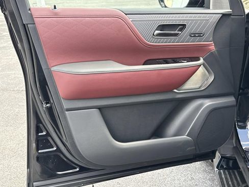 New 2026 INFINITI QX80 Autograph image 15