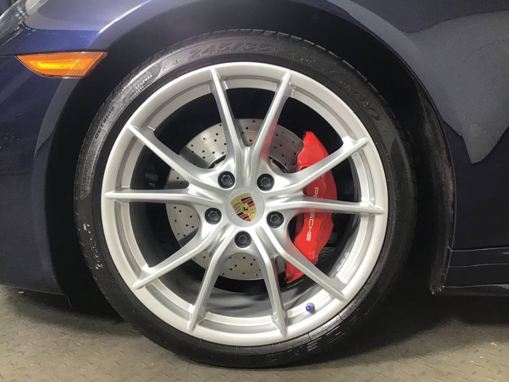 Certified 2019 Porsche 911 Targa 4S AWD/4WD image 11