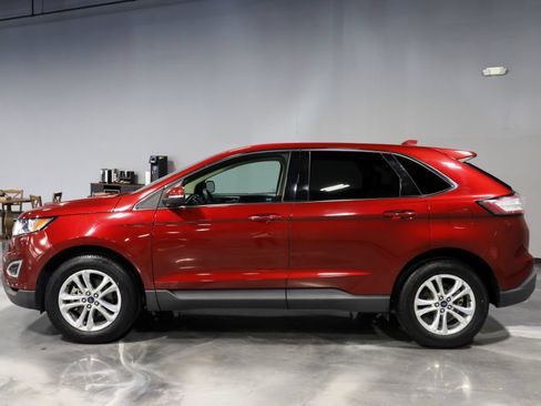 Used 2017 Ford Edge SEL w/ Equipment Group 201A FWD image 4