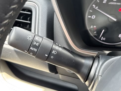 New 2026 Subaru Ascent Limited AWD/4WD image 16
