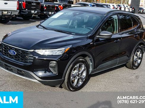 Used 2025 Ford Escape ST-Line image 15