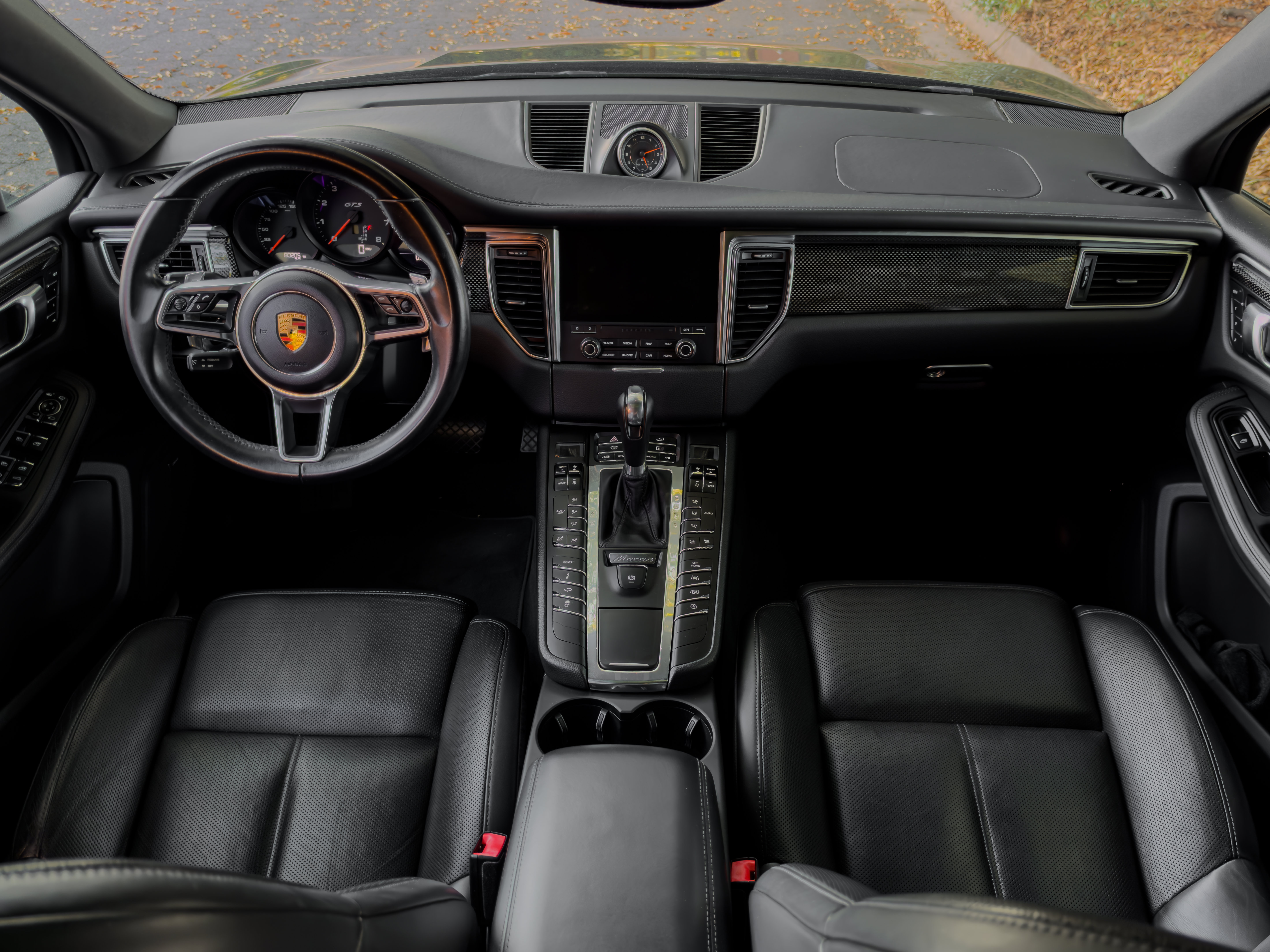 Used 2018 Porsche Macan GTS AWD/4WD image 5