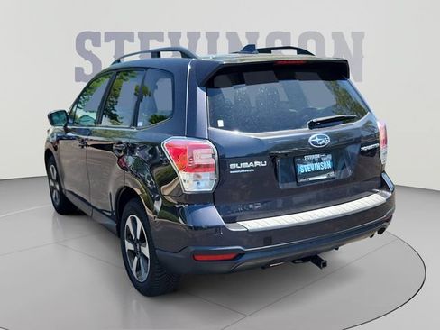 Used 2018 Subaru Forester 2.5i Premium AWD/4WD image 3