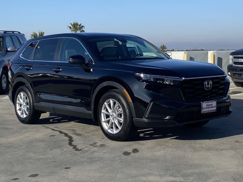 Used 2026 Honda CR-V EX image 2