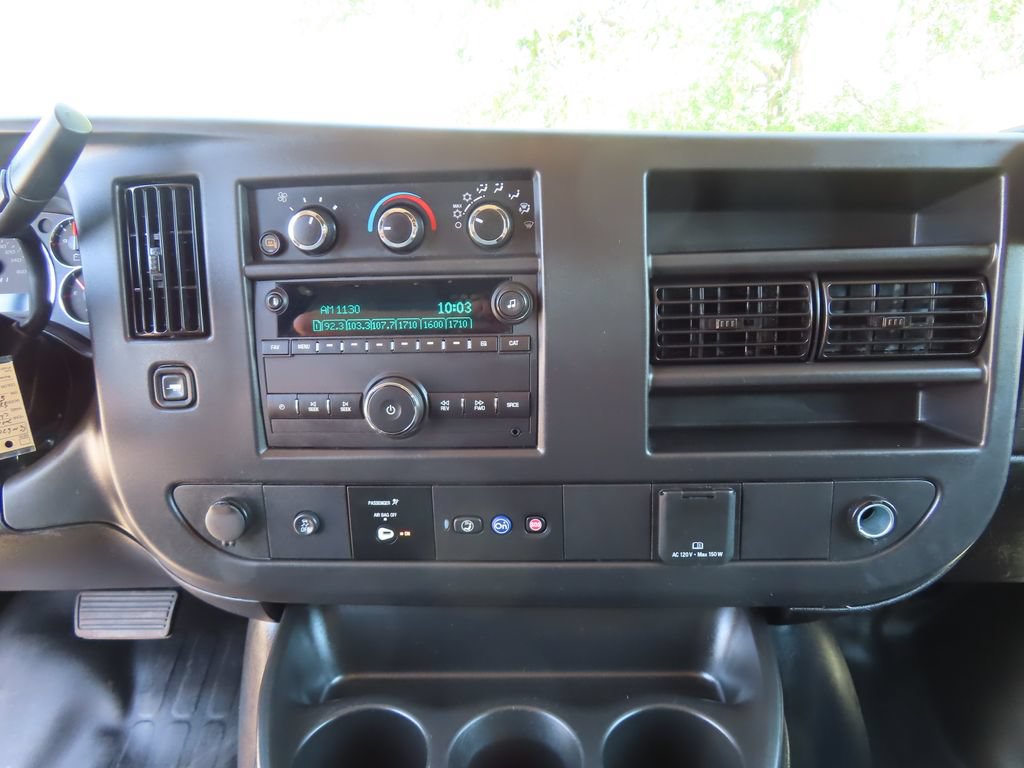 Used 2025 Chevrolet Express 2500 w/ Driver Convenience Package RWD image 18