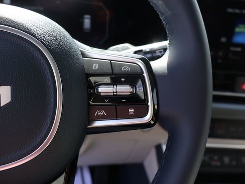 New 2026 Kia Carnival SX image 26