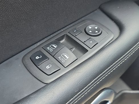 Used 2022 Dodge Challenger R/T Scat Pack RWD image 14