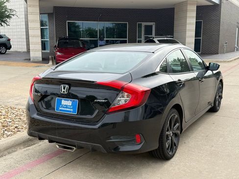 Used 2020 Honda Civic Sport image 5