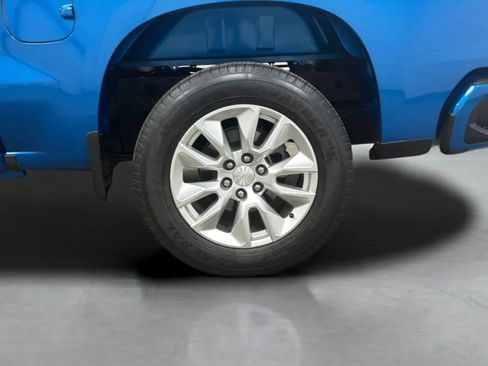 Used 2023 Chevrolet Silverado 1500 Custom RWD image 27
