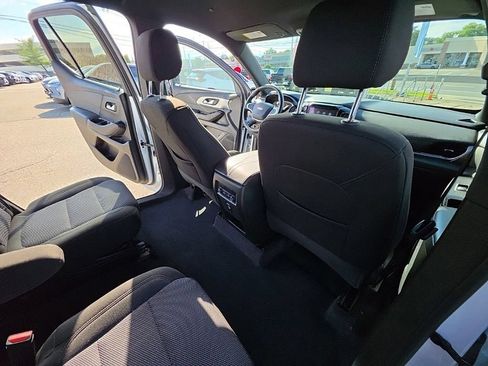 Used 2023 Chevrolet Traverse LT AWD/4WD image 20