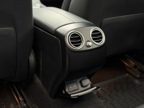 Used 2022 Mercedes-Benz GLC 300 4MATIC image 48