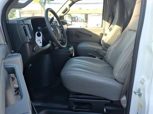 New 2026 Chevrolet Express 2500 w/ Driver Convenience Package RWD image 19