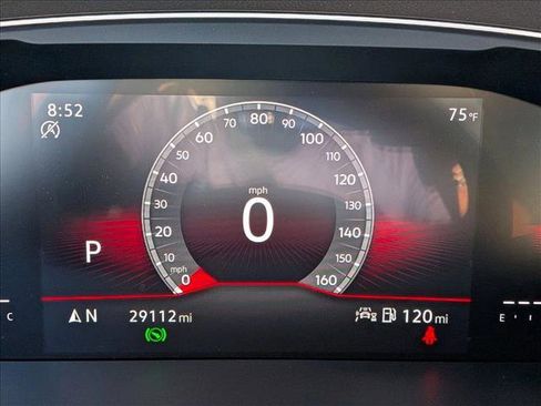 Used 2024 Volkswagen Tiguan SE R-Line FWD image 6